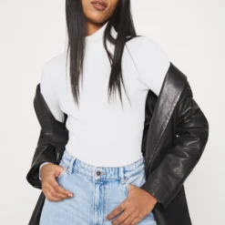 Even&Odd Cropped Turtle Neck 2 Pack - Pullover - Black/ White 12 Even&Odd Cropped Turtle Neck 2 Pack - Pullover - Black/ White -Even&Odd Soldes 045797ed152241be9bd628e7e24dc4c3 scaled