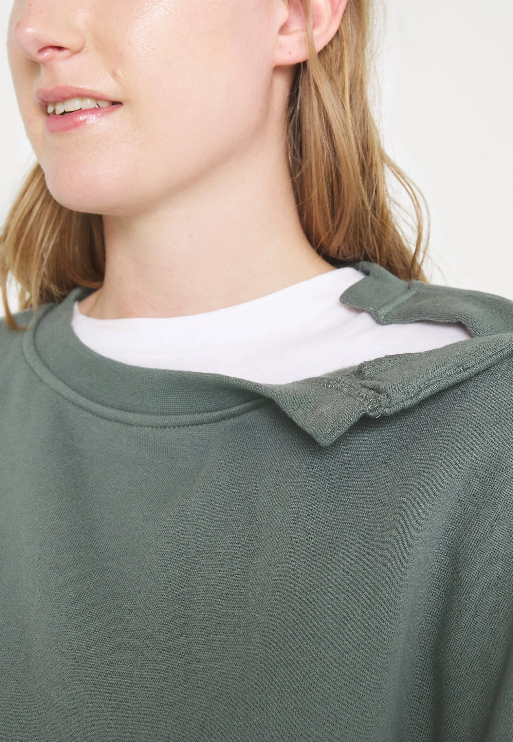 Even&Odd Sweatshirt - Green 12 Even&Odd Sweatshirt - Green – Image 11
