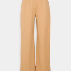 Petite Business Casual Wide Legs With Front Pleats - Pantalon Classique - Beige 12 Petite Business Casual Wide Legs With Front Pleats - Pantalon Classique - Beige -Even&Odd Soldes 0779c57a7fc04b359bcc86758b0e04bc scaled