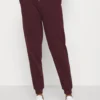 Even&Odd Regular Fit Jogger With Contrast - Pantalon De Survêtement - Dark Red -Even&Odd Soldes 0a98e77cd9fa4395a6c803d13ad7f277 scaled