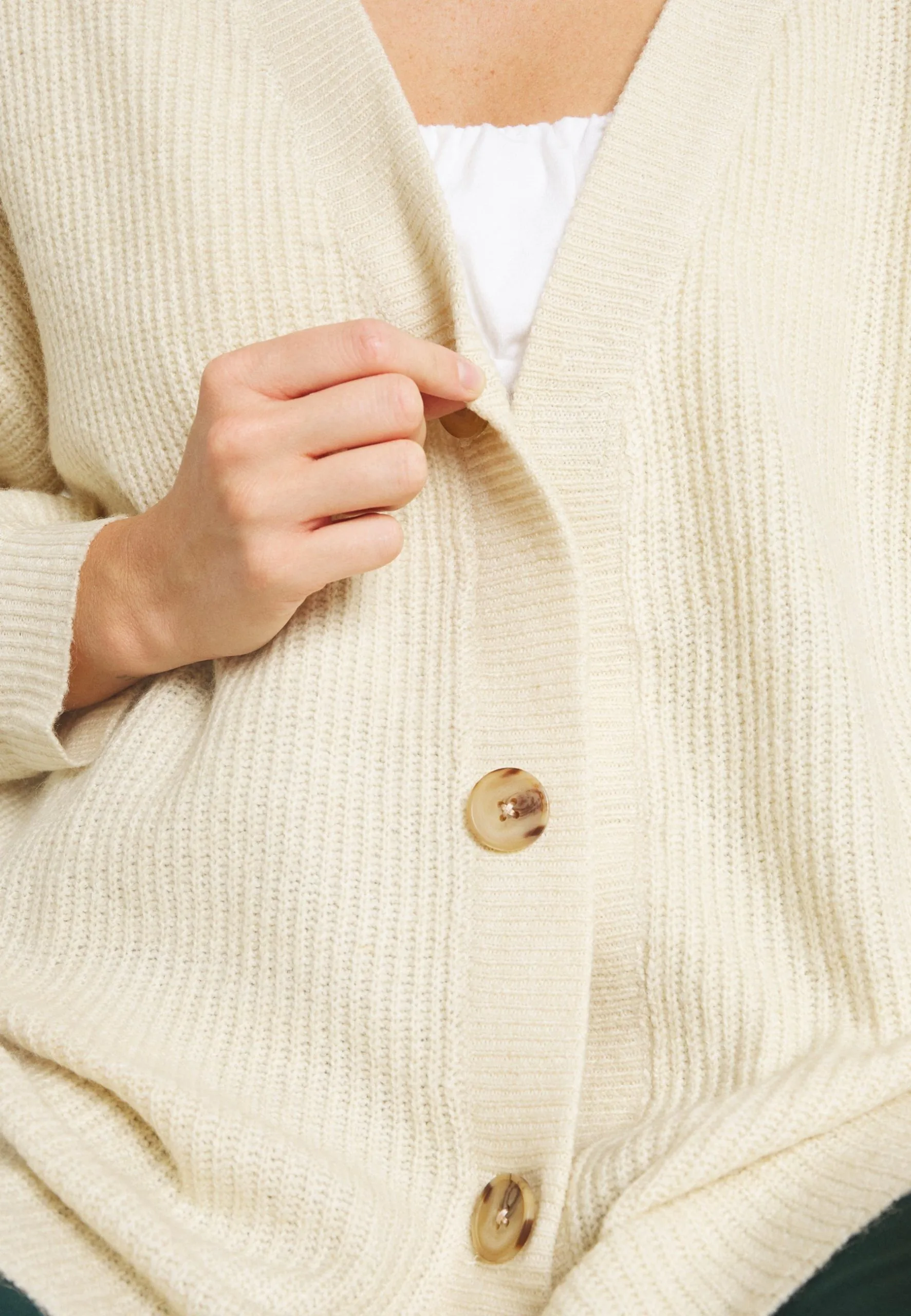 Even&Odd Gilet - Beige 9 Even&Odd Gilet - Beige – Image 7