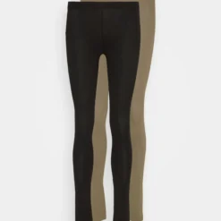 Even&Odd 2 Pack - Legging - Black/Dark Green 14 Even&Odd 2 Pack - Legging - Black/Dark Green -Even&Odd Soldes 0d2ddaf9d12a481b899b5fa55a52190d scaled