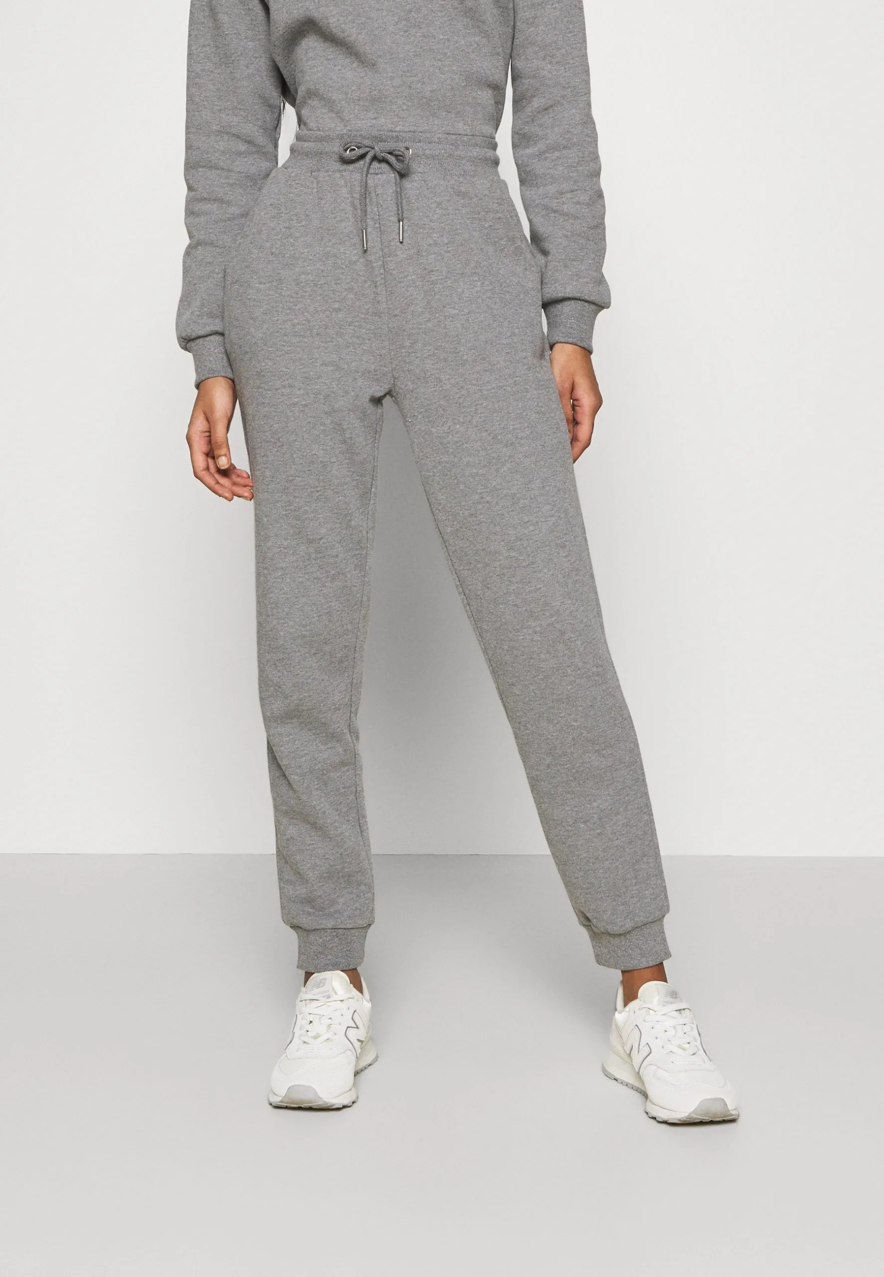 Even&Odd Off Shoulder&Jogger Set - Sweatshirt - Mottled Grey 5 Even&Odd Off Shoulder&Jogger Set - Sweatshirt - Mottled Grey – Image 3