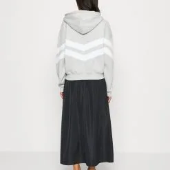 Even&Odd Sweat Zippé - Light Grey/White 10 Even&Odd Sweat Zippé - Light Grey/White -Even&Odd Soldes 25ddc93f68734e1b974575e38f9cf429 scaled