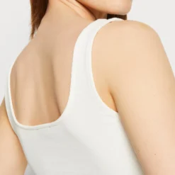 Even&Odd Débardeur - Off White/Dark Brown -Even&Odd Soldes 3020c5a3179a4621a947723e8a1d7e63 scaled