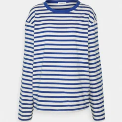 Stripe Tee - T-Shirt À Manches Longues - Blue/Light Blue -Even&Odd Soldes 34e5971affb045acb9ffa52f5f206c05 scaled