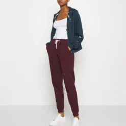Even&Odd Regular Fit Jogger With Contrast - Pantalon De Survêtement - Dark Red -Even&Odd Soldes 35d486c94e6240d395e5f7a4427a4c08 scaled