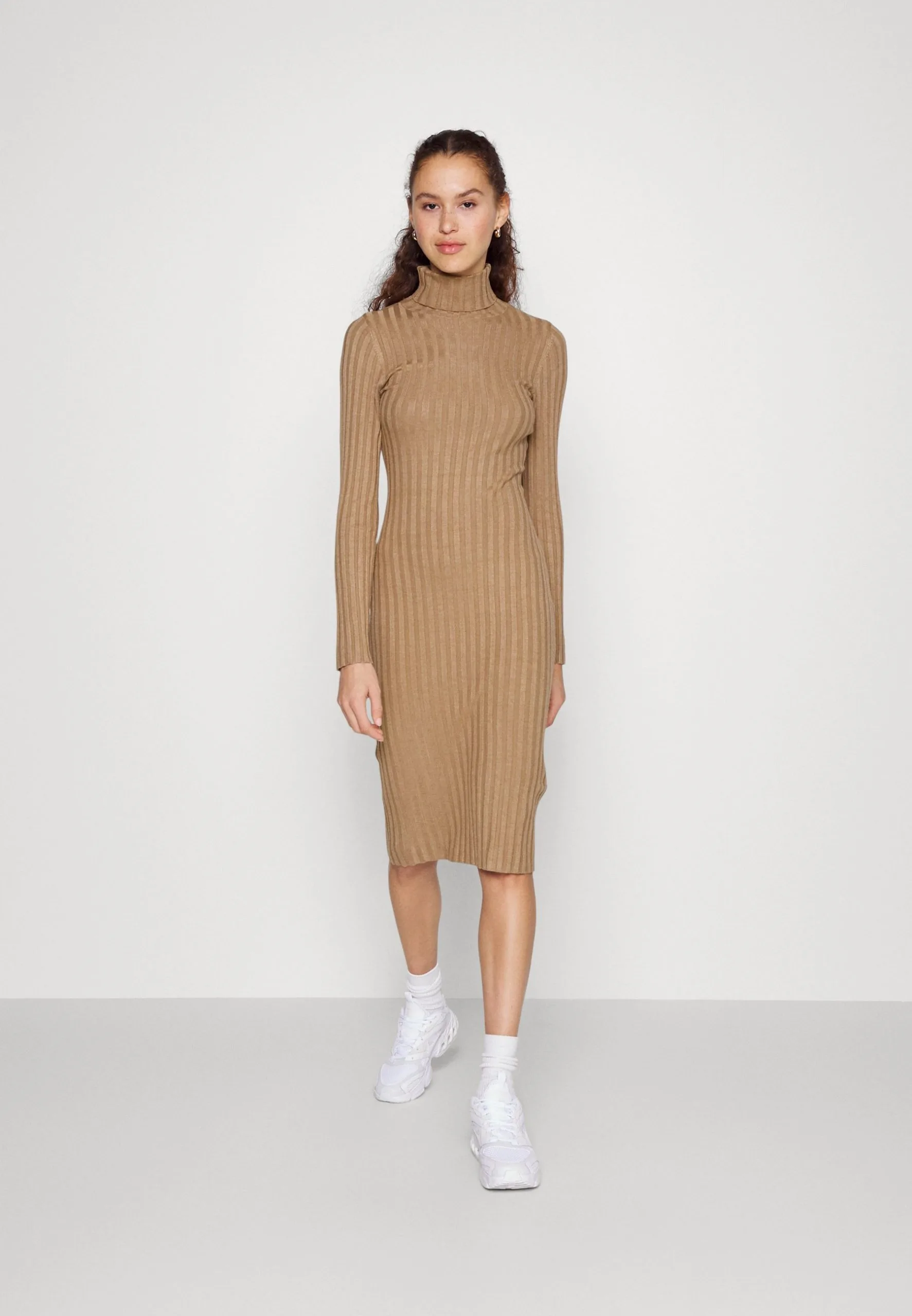 Even&Odd Rollkragen Bodycon Ripp Midi Strickkleid - Robe Fourreau - Camel 3 Even&Odd Rollkragen Bodycon Ripp Midi Strickkleid - Robe Fourreau - Camel