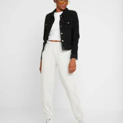 Even&Odd Cropped Tank - Débardeur - White -Even&Odd Soldes 3787e8c147f74ce4985a174e2c279da5 scaled