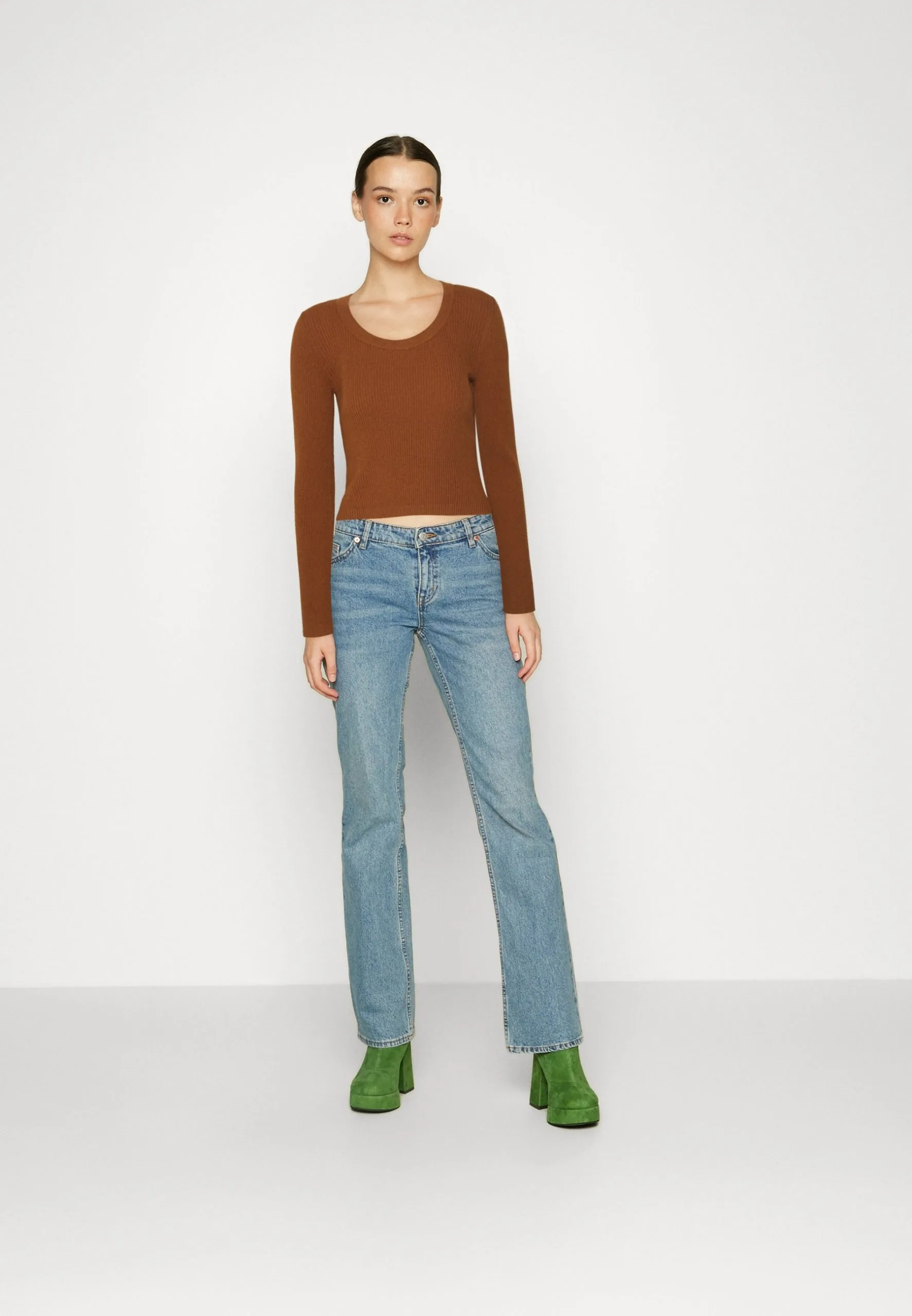 Even&Odd Flared Sleeve - Pullover - Brown 4 Even&Odd Flared Sleeve - Pullover - Brown – Image 2