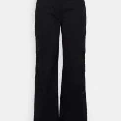 Even&Odd Pantalon Cargo - Black 14 Even&Odd Pantalon Cargo - Black -Even&Odd Soldes 3fe3c0236c1f4c9eb57de8d996bf0fb6 scaled