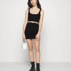 Débardeur - 802 - Black_001 - White