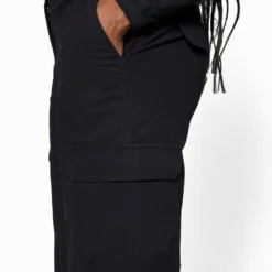 Even&Odd Pantalon Cargo - Black 15 Even&Odd Pantalon Cargo - Black -Even&Odd Soldes 42dfb39772cf4cb59db398063f0edb20 scaled