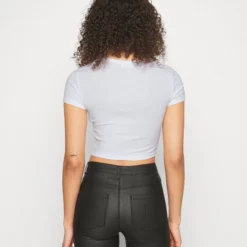 T-Shirt Basique - Black/White -Even&Odd Soldes 4a8c52b26b964f6fa450543a2dcbd2c5 scaled