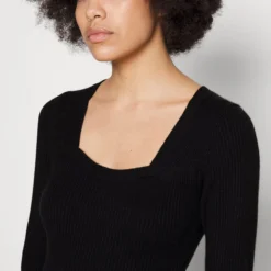 Even&Odd Robe Pull - Black -Even&Odd Soldes 4d2d5293c53941a2b26985c70665c7d1 scaled