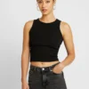 Even&Odd Cropped Tank - Débardeur - Black 1 Even&Odd Cropped Tank - Débardeur - Black -Even&Odd Soldes 5012645869ea404cb4f2f8e5ffbe3f46 scaled