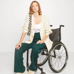 Even&Odd Gilet - Beige 20 Even&Odd Gilet - Beige -Even&Odd Soldes 532df770518d4ad599ae63efe9d40a4e scaled