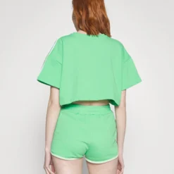 Even&Odd Survêtement - Green/White -Even&Odd Soldes 605b8cb2cafa448bb55ed0c792cea639 scaled