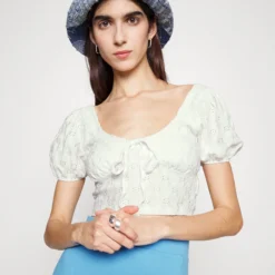 Even&Odd Romantic - Blouse - Off-White -Even&Odd Soldes 620740c82e08437fa5d7564297dc21e1 scaled