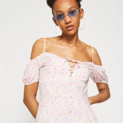 Even&Odd Robe De Jour - Off-White/Pink -Even&Odd Soldes 6e3cc2cea3b1401d8700c0c46e829f31 scaled