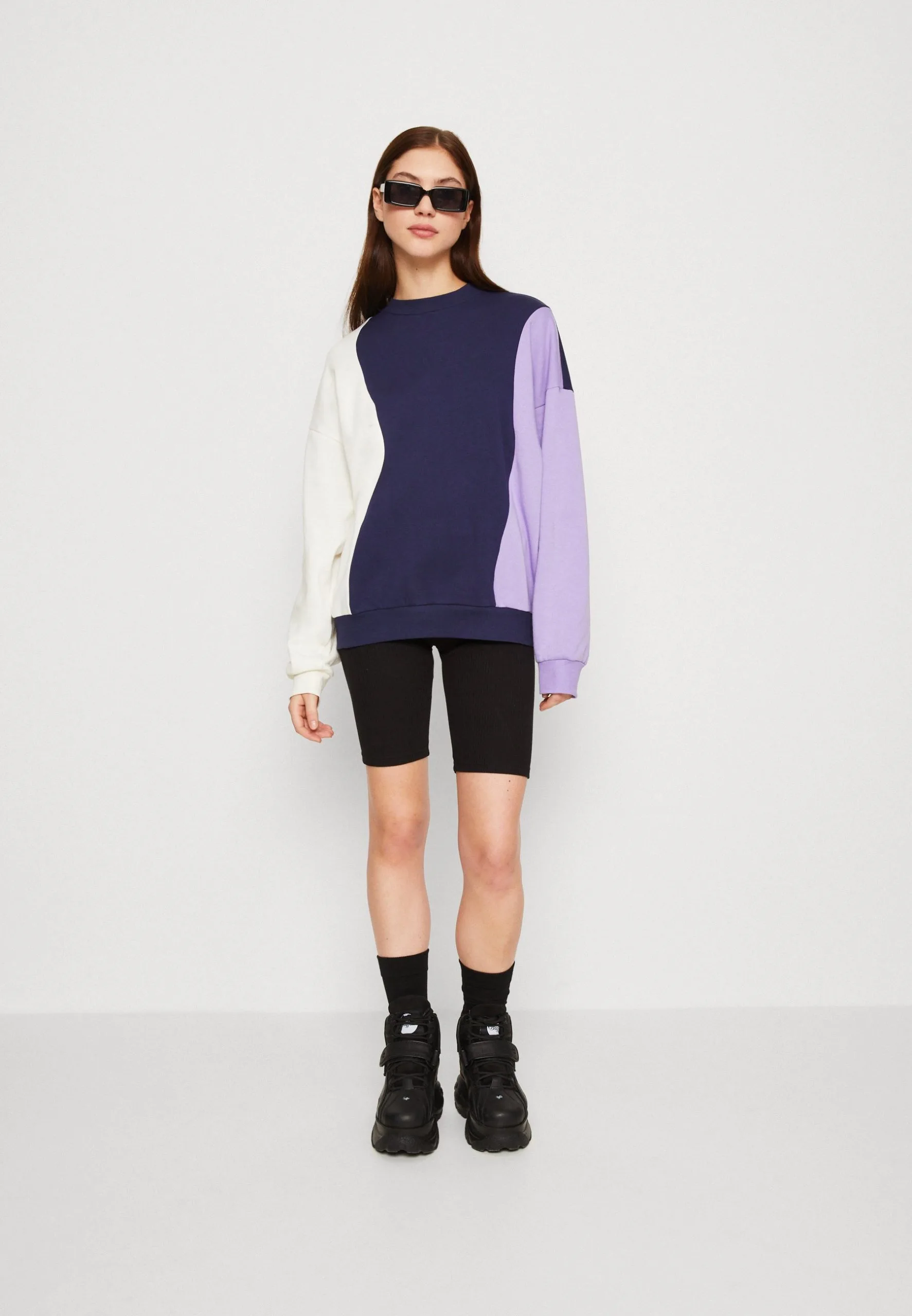 Even&Odd Sweatshirt - Dark Blue/Purple/Off-White 4 Even&Odd Sweatshirt - Dark Blue/Purple/Off-White – Image 2