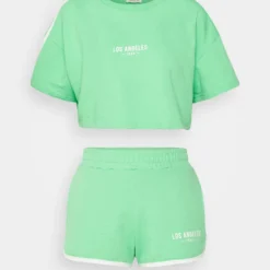 Even&Odd Survêtement - Green/White -Even&Odd Soldes 76972c03279d49f49ec9730297263921 scaled