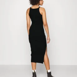 Even&Odd Robe Fourreau - Black 9 Even&Odd Robe Fourreau - Black -Even&Odd Soldes 79c3308f266643d09314d2601be423c4 scaled