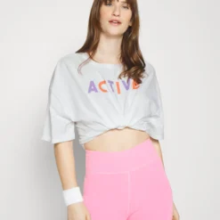 Oversized - T-Shirt Imprimé - White 11 Oversized - T-Shirt Imprimé - White -Even&Odd Soldes 7a9b14bc9b764d5ea1f88e62b615ae7a scaled