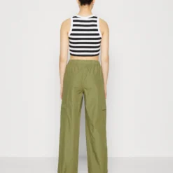 Even&Odd Pantalon Cargo - Khaki 10 Even&Odd Pantalon Cargo - Khaki -Even&Odd Soldes 7af6263f358b4376a5c62513b3c14b37 scaled