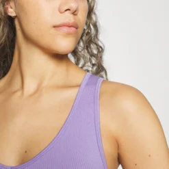 Débardeur - Lilac -Even&Odd Soldes 7fc8267328454018945a59c034789430 scaled