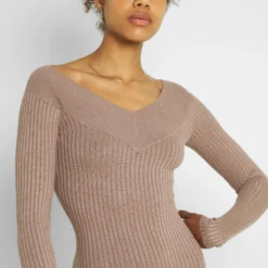 Even&Odd V Ausschnitt Ripp Mini Strickkleid - Robe Fourreau - Taupe -Even&Odd Soldes 86a6206ce2dd45bd93e52c8718172538 scaled