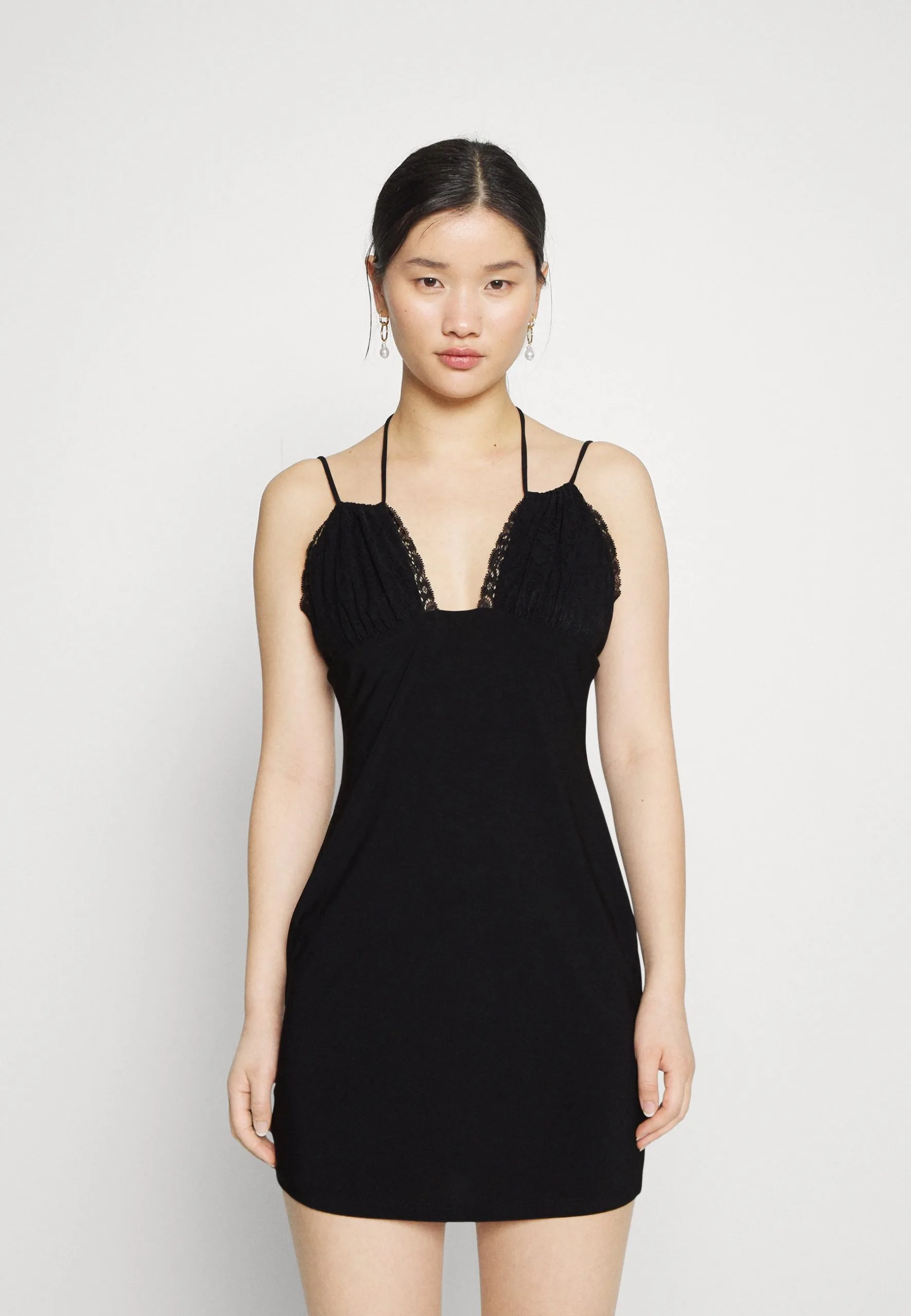 Strappy Lace Insert Open Neckline Mini Bodycon Dress - Robe De Soirée - Black 3 Strappy Lace Insert Open Neckline Mini Bodycon Dress - Robe De Soirée - Black
