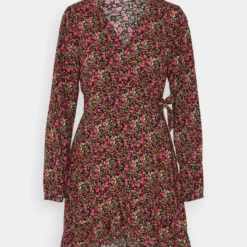 Even&Odd Robe De Jour - Black/Pink -Even&Odd Soldes 8f2199cf62634dc586251979f2da5147 scaled