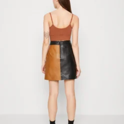 Even&Odd Débardeur - Brown -Even&Odd Soldes 8f604cc1a78d49adaf8e15b2a8ef36a6 scaled