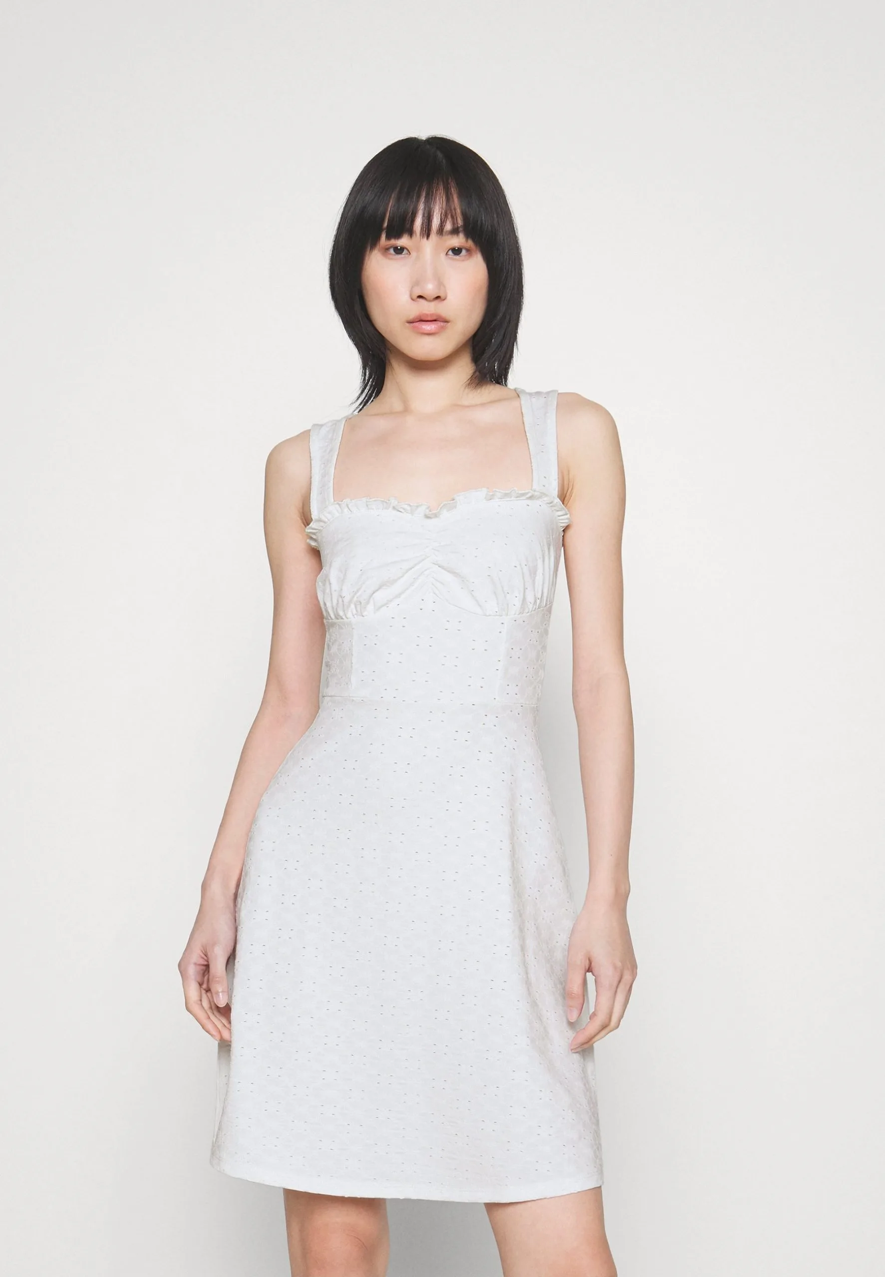 Even&Odd Sleeveless Sweetheart Neckline Princess Seams Flared Skirt Mini Dress (Eo-Ss23-C131-Sp) / 001 - White - Robe De Jour - 001 - White 5 Even&Odd Sleeveless Sweetheart Neckline Princess Seams Flared Skirt Mini Dress (Eo-Ss23-C131-Sp) / 001 - White - Robe De Jour - 001 - White – Image 3