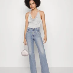 Even&Odd Débardeur - Silver -Even&Odd Soldes 9301a214c0704e2eb9d258ed427ea2be scaled