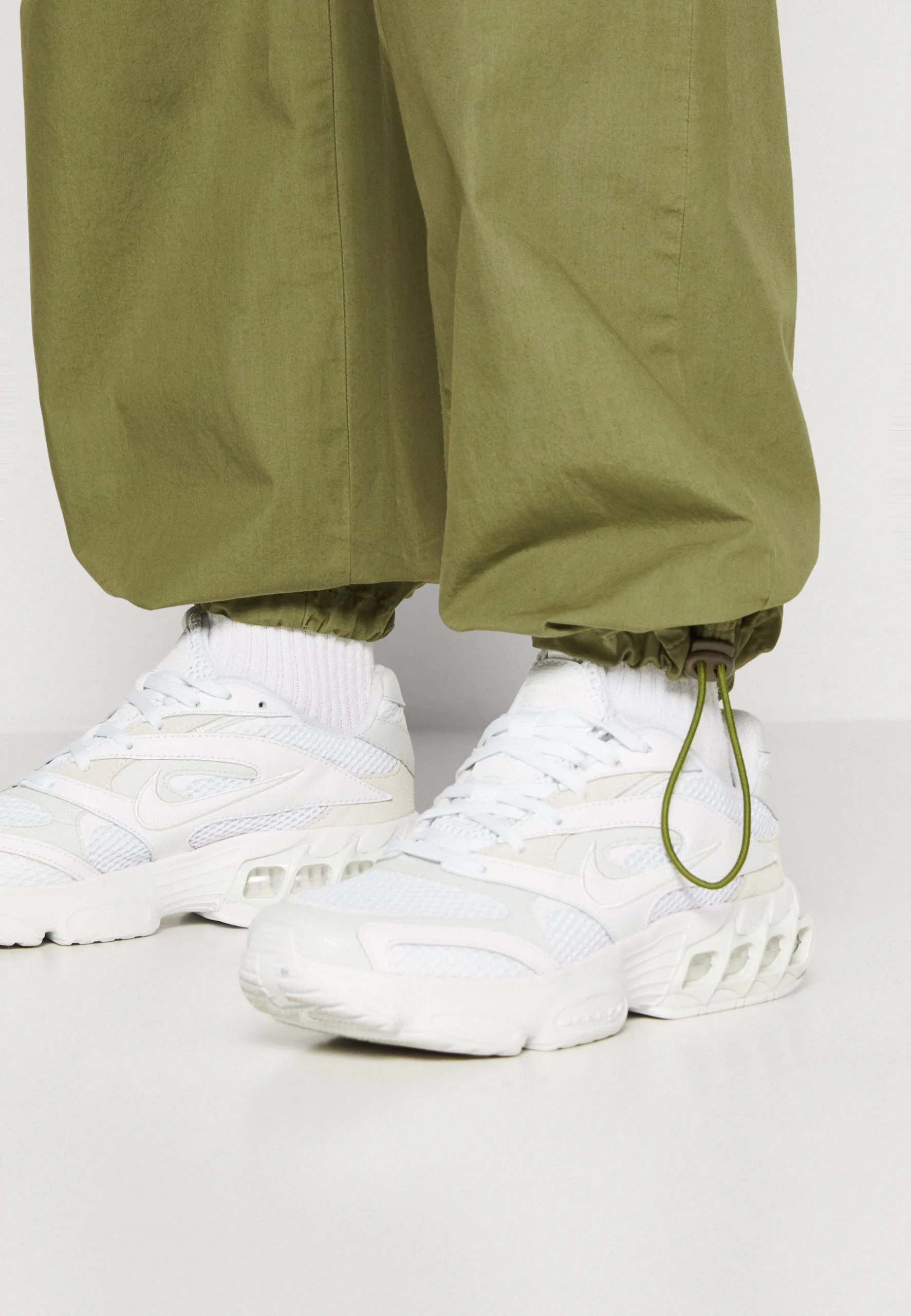 Even&Odd Pantalon Cargo - Khaki 8 Even&Odd Pantalon Cargo - Khaki – Image 6