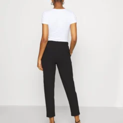 Even&Odd Paperbag Waist Tapered Trousers - Pantalon Classique - Black -Even&Odd Soldes 9900adbae8d440708c479ea9741f0d3e scaled