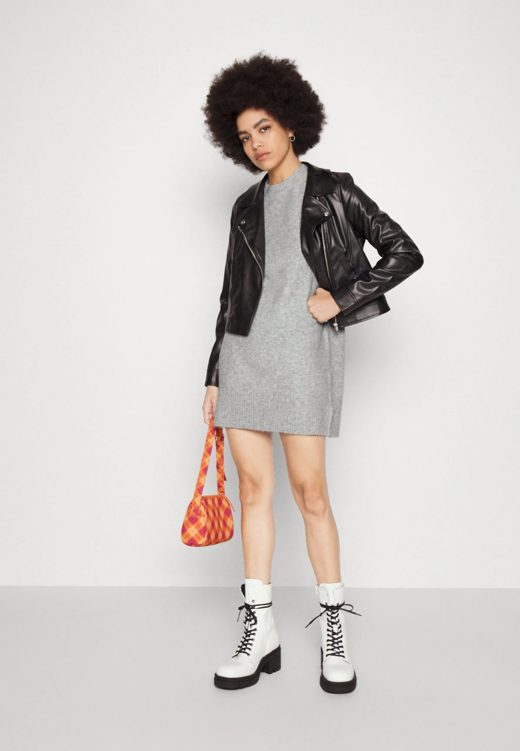 Even&Odd Robe Pull - Mottled Light Grey 4 Even&Odd Robe Pull - Mottled Light Grey – Image 2