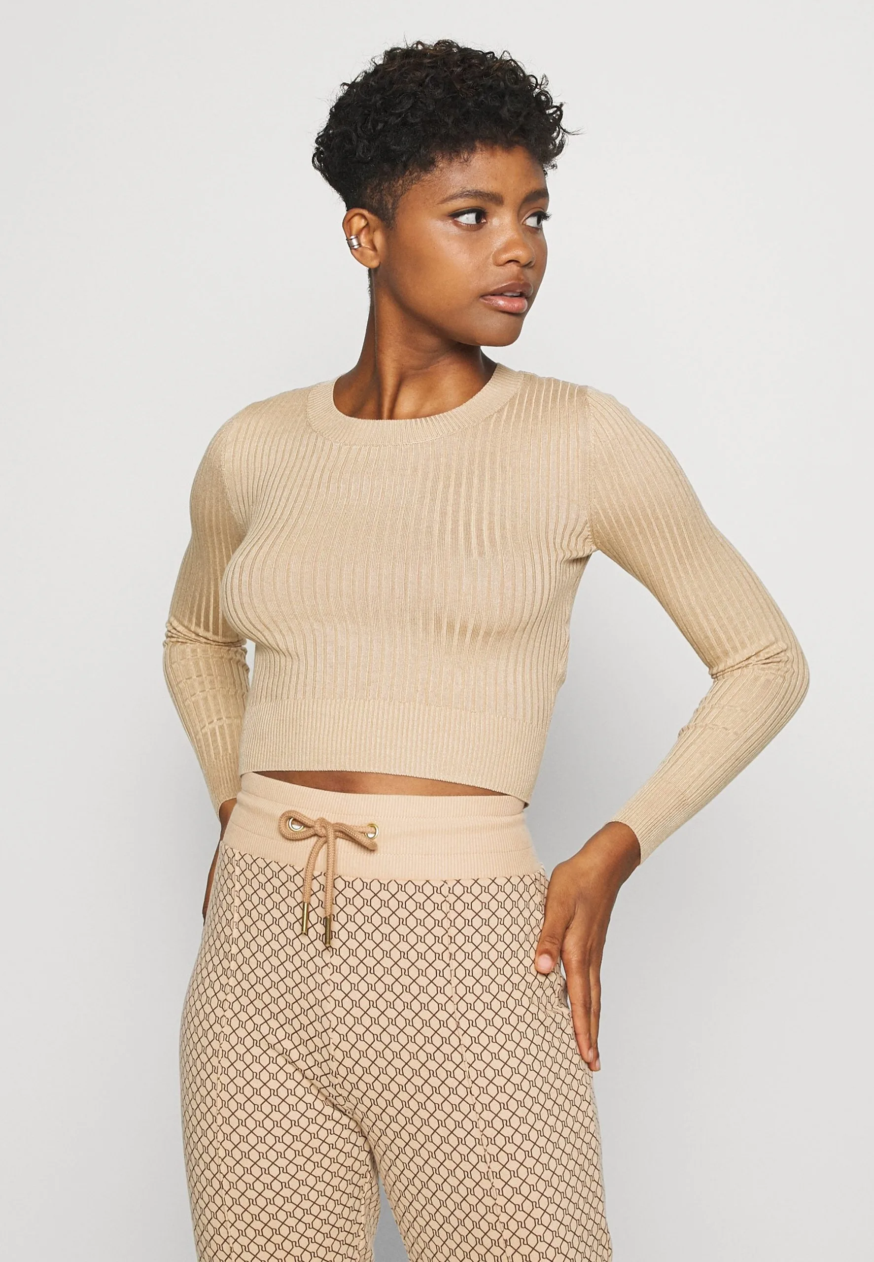 Even&Odd 2 Pack - Pullover - Black/Sand 5 Even&Odd 2 Pack - Pullover - Black/Sand – Image 3