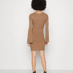 Even&Odd Knit Loose Fit Flared Sleeves Dress - Robe Pull - Camel 10 Even&Odd Knit Loose Fit Flared Sleeves Dress - Robe Pull - Camel -Even&Odd Soldes a23ed7db08e747158081f9e23ee8b51d scaled