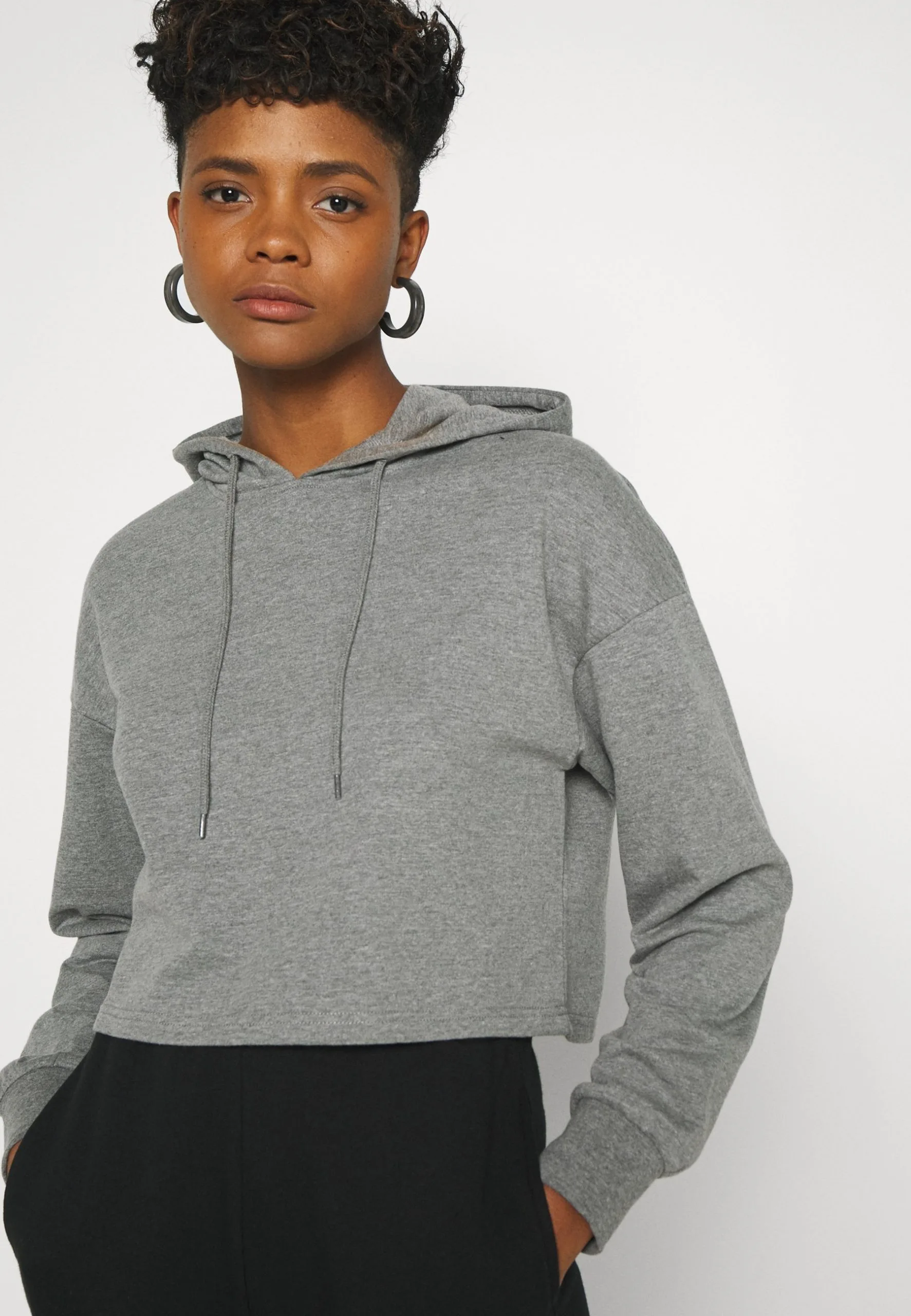 Even&Odd Basic - Cropped Oversized Hoodie - Sweat À Capuche - Mottled Grey 6 Even&Odd Basic - Cropped Oversized Hoodie - Sweat À Capuche - Mottled Grey – Image 4