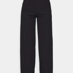 Wide Leg Trousers - Pantalon Classique - Black 10 Wide Leg Trousers - Pantalon Classique - Black -Even&Odd Soldes a6dbe082c34b472581996239bf168ae1 scaled