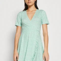 Even&Odd Robe En Jersey - Green/White 11 Even&Odd Robe En Jersey - Green/White -Even&Odd Soldes a6de81e977484befbf59ec0fab3053fb scaled