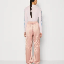 Even&Odd Pantalon Cargo - Pink -Even&Odd Soldes a9c42f56969e42a8839b0e3f039de924 scaled