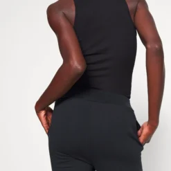 Slim Fit Joggers - Pantalon De Survêtement - Black -Even&Odd Soldes ad3243f76c36461a8e20ed59b73d781d scaled