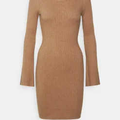 Even&Odd Knit Loose Fit Flared Sleeves Dress - Robe Pull - Camel 12 Even&Odd Knit Loose Fit Flared Sleeves Dress - Robe Pull - Camel -Even&Odd Soldes ae7acf3e8a0d4e8cb7a2aa4bf1ce1789 scaled