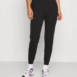 Even&Odd 2Er Pack - Slim Fit Joggers - Pantalon De Survêtement - Mottled Light Grey/Black -Even&Odd Soldes afc5aecece694e6980b557167b22725f scaled