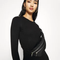 Even&Odd Crew Ausschnitt Ripp Basic Bodycon Mini Strickkleid - Robe Fourreau - Black 11 Even&Odd Crew Ausschnitt Ripp Basic Bodycon Mini Strickkleid - Robe Fourreau - Black -Even&Odd Soldes b059d7c03f7f4ee7a9fef1152bcedaf6 scaled