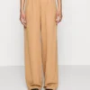 Petite Business Casual Wide Legs With Front Pleats - Pantalon Classique - Beige -Even&Odd Soldes b6923c26aaf54b02b4ae77d0d37669e6 scaled
